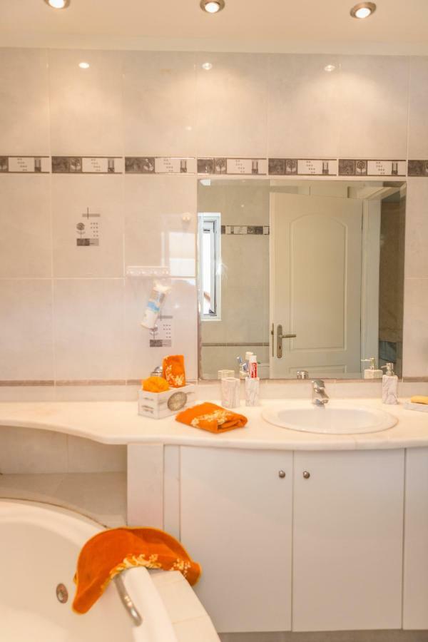 Villa Santa Barbara Marathón Extérieur photo